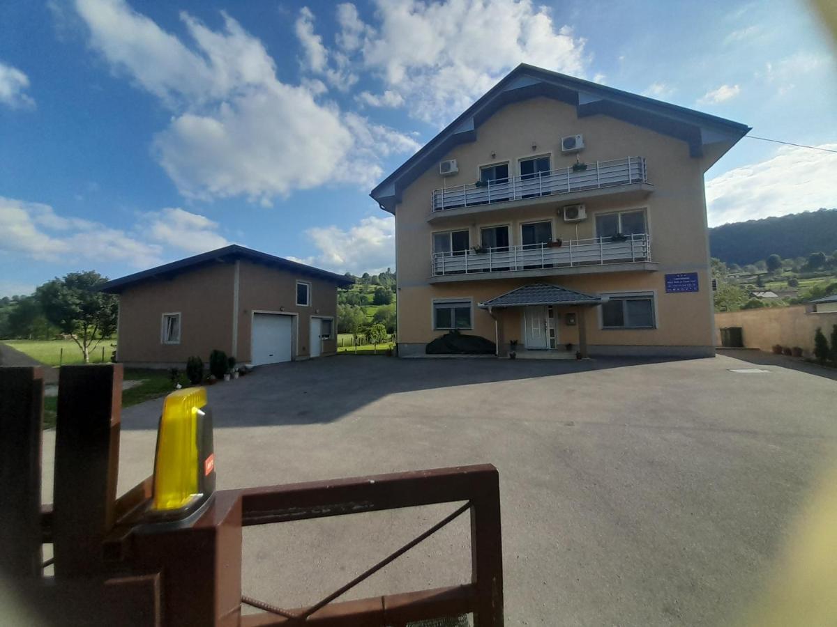 River Bank Apartments & Castle View Bihac Exterior photo